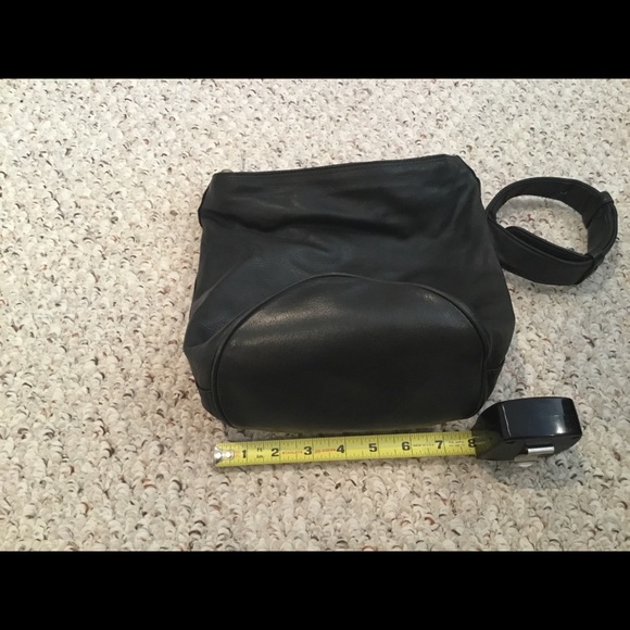 Donna Karen New York leather bucket bag - Picture 5 of 7